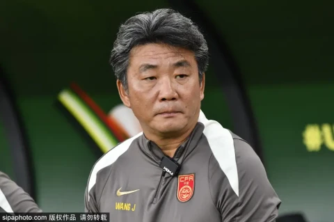 青岛海牛收官调整布局未来中超赛场